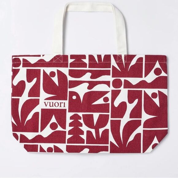 NWT Vuori Holiday Bag Strawberry - Limited Edition - Picture 2 of 8